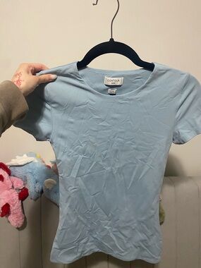 Aritzia contour short sleeve top